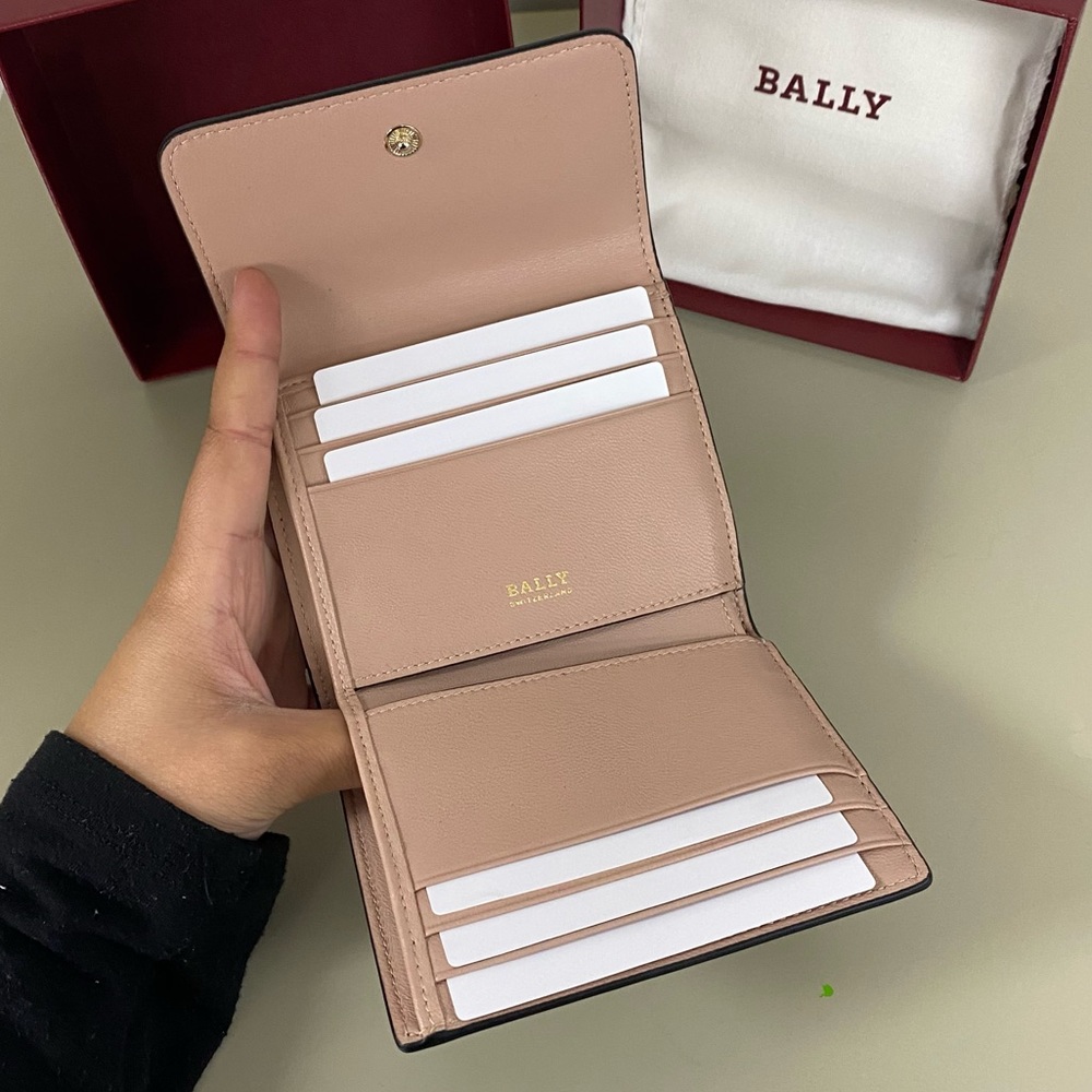 Bally Black Pebble Leather Snap Open Wallet - Picture 4 of 8